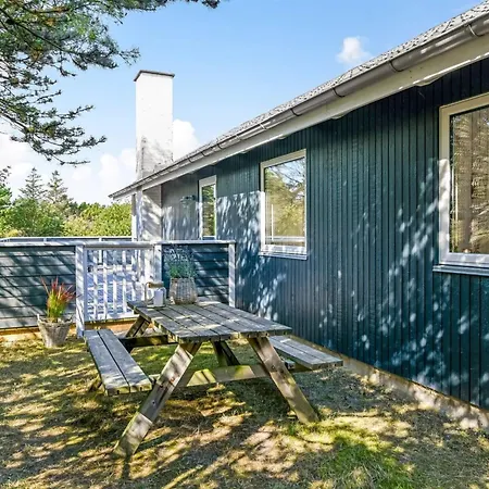 Gundrath - 1-4km From The Sea By Interhome *