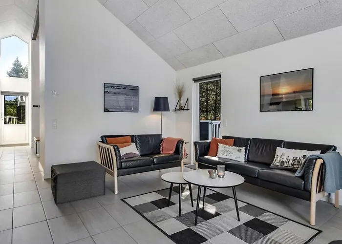 Gundrath - 1-4km From The Sea By Interhome *